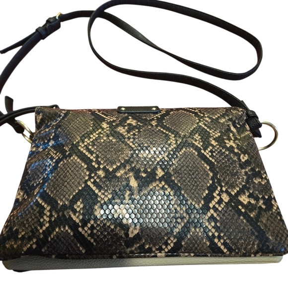 Time and Tru Handbags - Time & Tru Faux Snakeskin Pattern Crossbody Bag 3 Compartments Zipper Closure